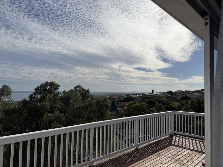 4 Bedroom Property for Sale in Dana Bay Western Cape